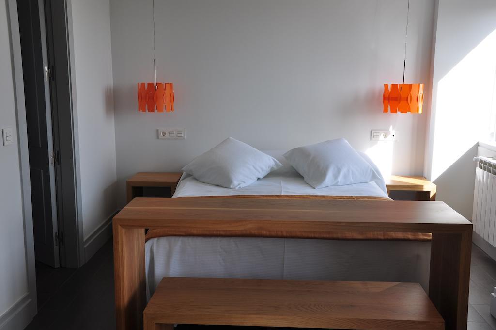 Emebed Posada กาสโตรเฮริซ ภายนอก รูปภาพ
